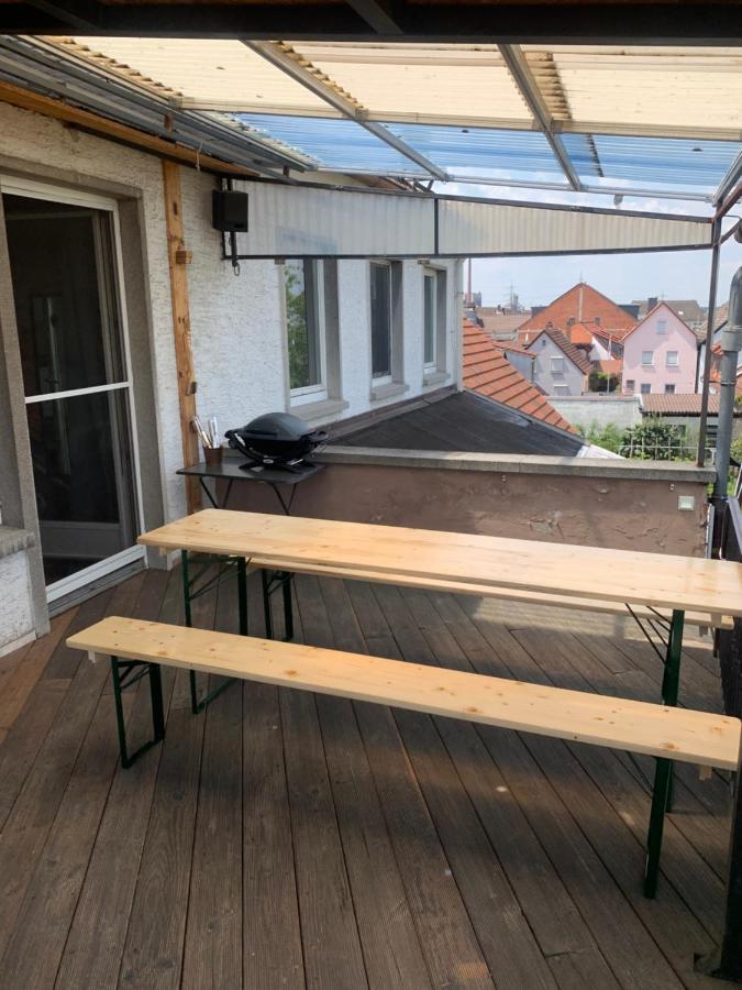 Mainpark Apartment 4 Schlafzimmer Bis Zu 10 Personen Direkt Ueber Aschaffapartment Bei Aschaffenburg Mainaschaff Buitenkant foto